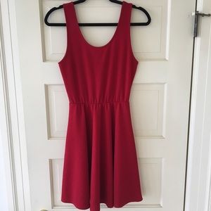 Everly Basic Red Dress Sz M